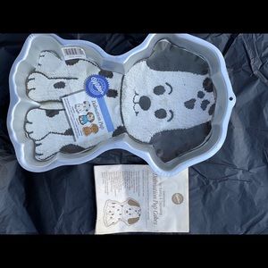 Puppy cake pan